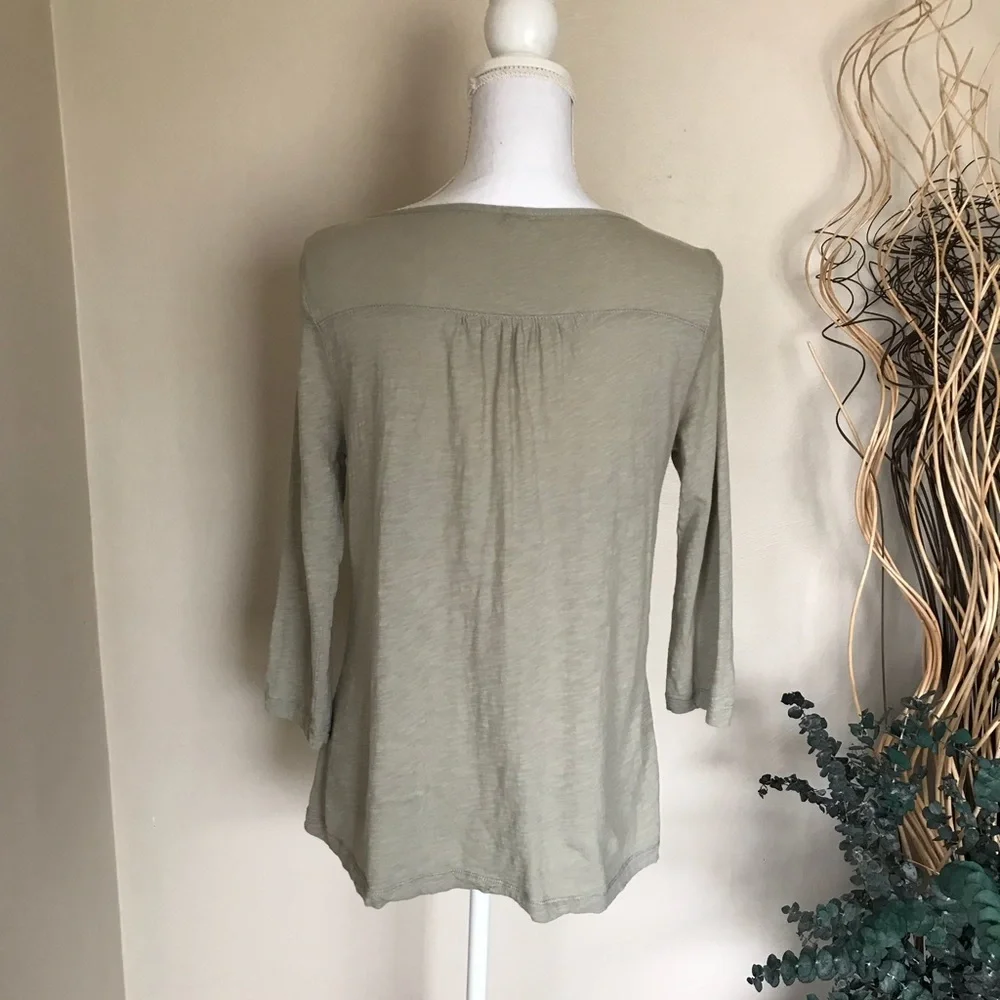 J.Crew Olive Green V-Neck Embroidered Front Top 3/4 Sleeve Blouse Sm Casual Boho